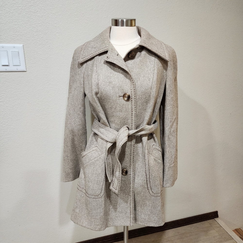 Vintage Carroll's Wool Trench Coat Belted Union Tag Wool Neutral Women's size 10
